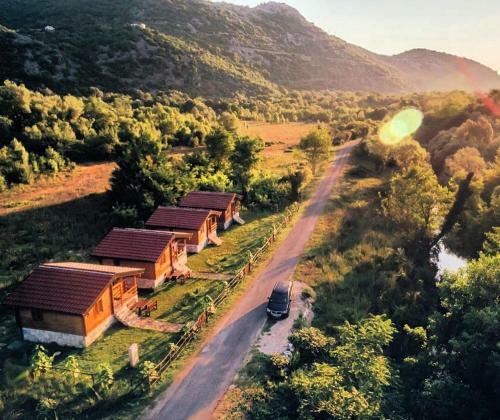 Lodge Orahovo Cottages