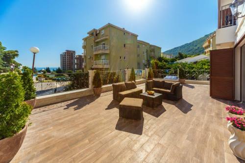 Opium Mar Apartments