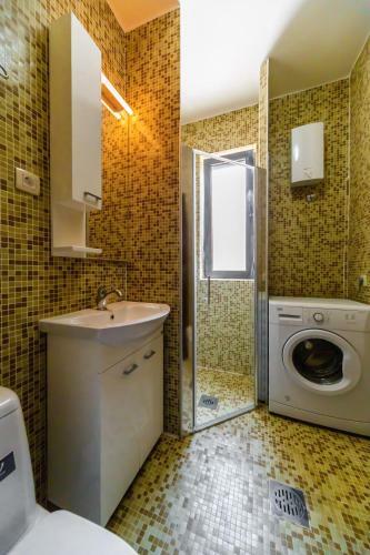 Opium Mar Apartments