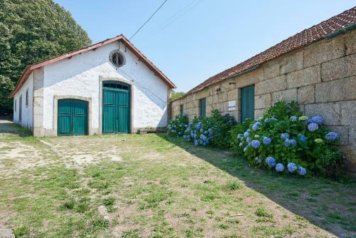 Hostal Outeiro Tu�as - Manor House