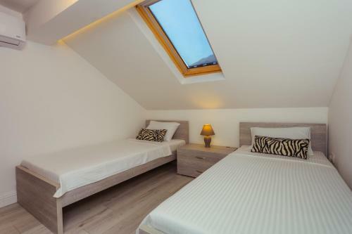 Apartments Monte Re