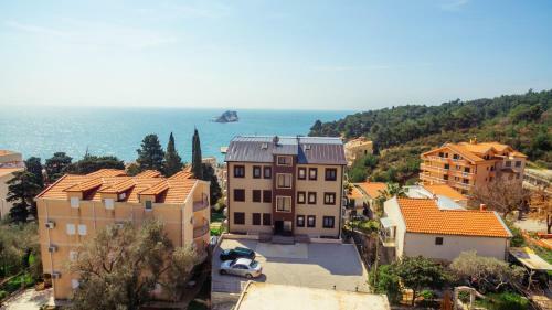 Apartments Monte Re