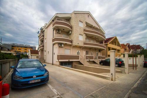 Nikola Pleasure Apartments