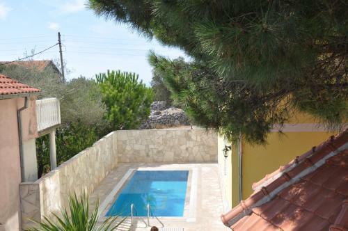 Apartments Villa-g Lustica