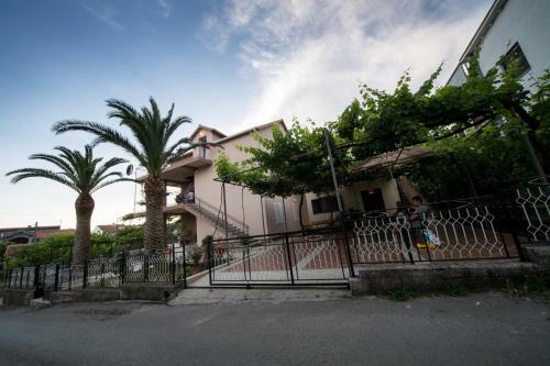 Hostal Apartments Pavi?evi?