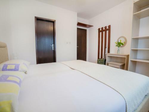 Hostal Guest House Jokic 2