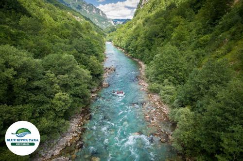 Hostal Rafting Blue River Tara