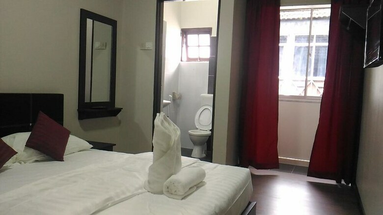 Spot On 89870 Rasa Sayang Hotel