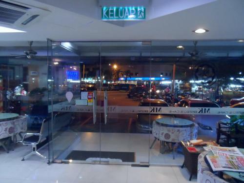 Veenai Hotel