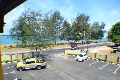 Posada Teluk Lipat Seaview Inn