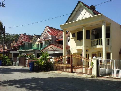 Homestay, Shah Alam