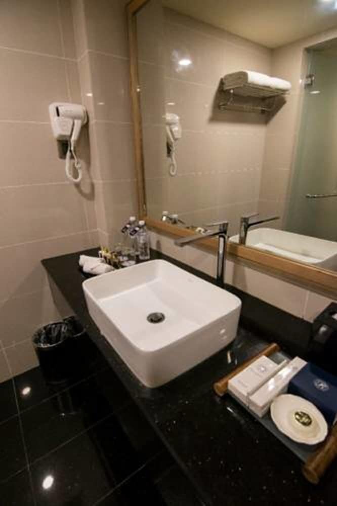 Hotel Royale Chulan Cherating Villa