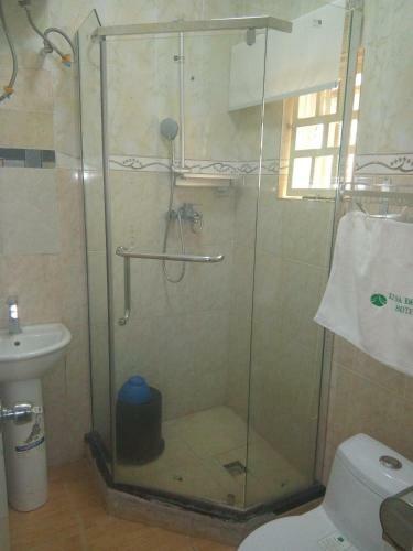 Kifina Emerald Hotel