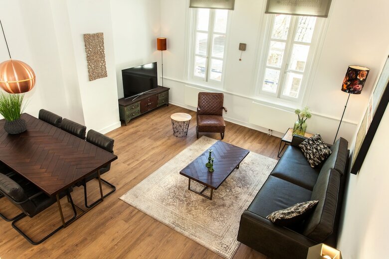 Stayci Serviced Apartments Royal Palace