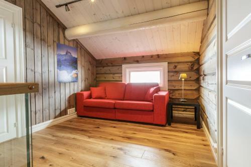 Nysaetra Hyttegrend ? Fjellsetra