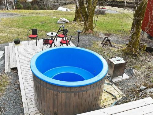 Three-bedroom Holiday Home In Flor� 2