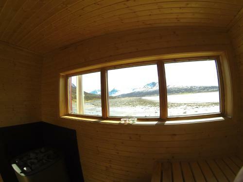 Lyngen Fjordcamp