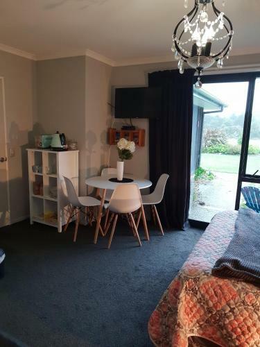 Hostal The Blackhouse Bnb Private Guest Room