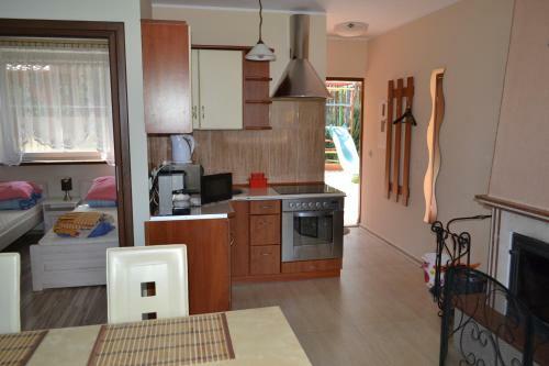 Apartamenty W Lesie Nad Jeziorem