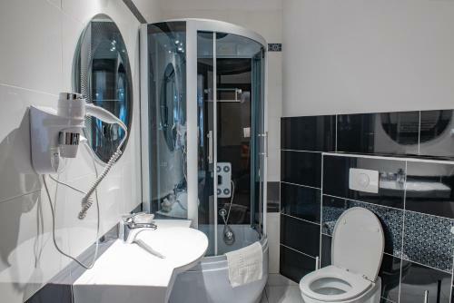 Hotel Rozdro?e Niebor�w