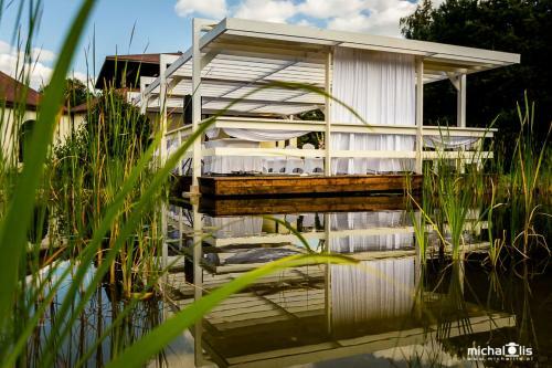 Hotel Rozdro?e Niebor�w