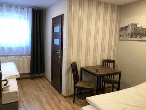 Albergue Noclegi Miko?�w