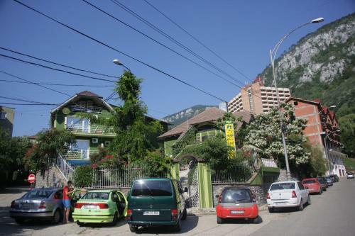 Hostal Villa Hera