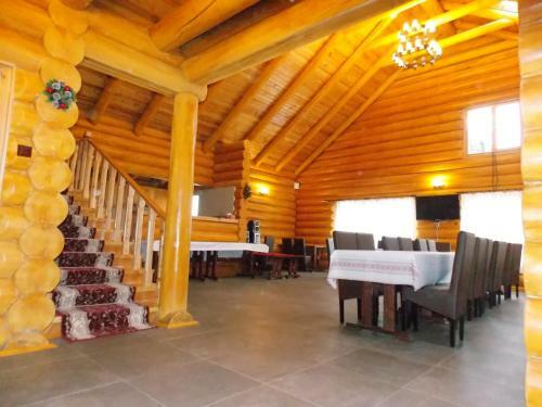 Hostal Pensiunea Izbucul Tauz