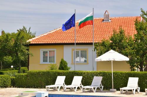Sunny Hills Villas