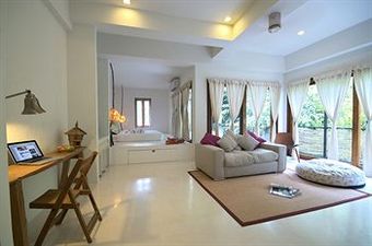 Hotel Proud Phu Fah