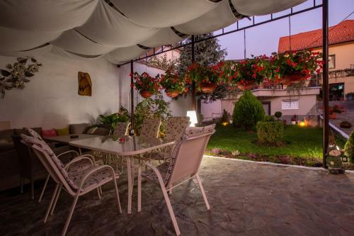 Hostal Pensiunea Simar