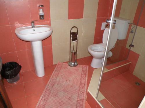 Hostal Pensiunea Neredy