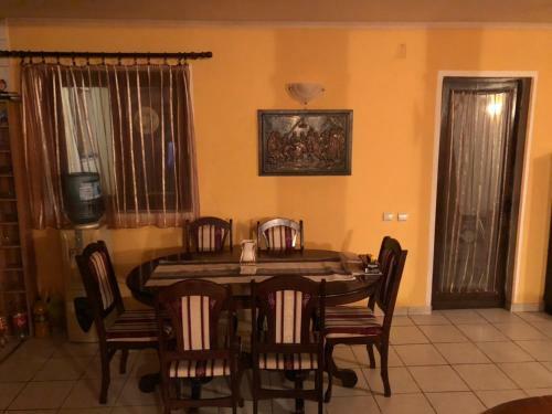 Hostal Guesthouse Rodjak Sa Sela