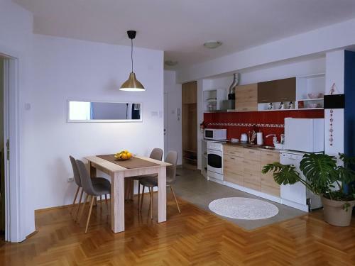 Apartamento Konstantin Lux