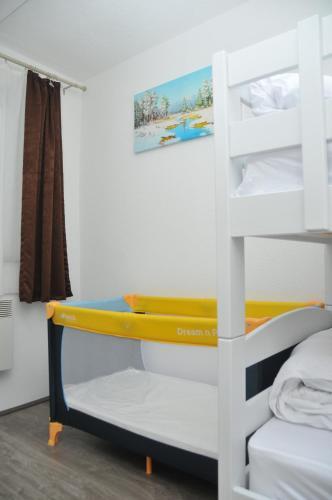 Apartments Petrovi?