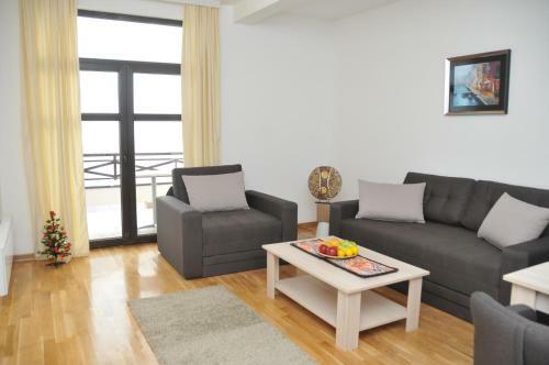 Dvori Apartments