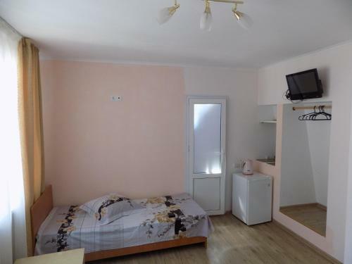 Hostal Guest House On Ulitsa Krymskaya 95