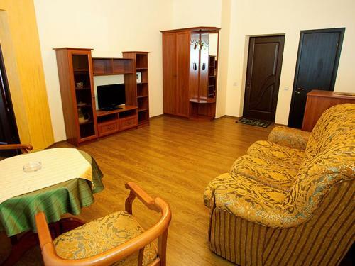 Hostal Yunona Guest House