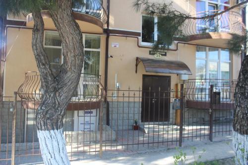 Apartment On Mayachnaya 35/7