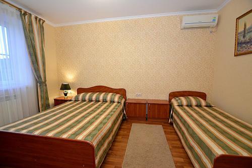 Hostal Poseydon Guest House