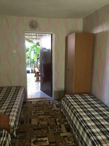 Hostal Guest House Lazurit