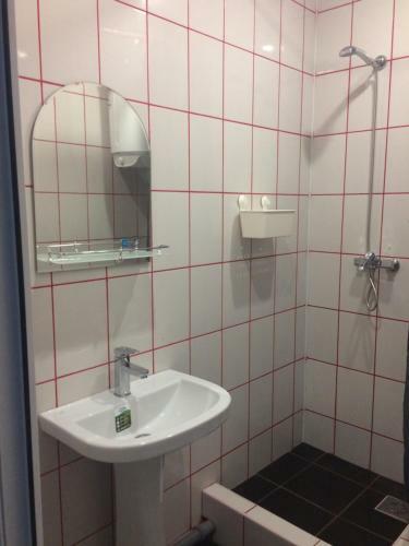 Posada Guesthouse Na Severnoy 11