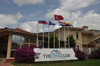 Hotel The One Club