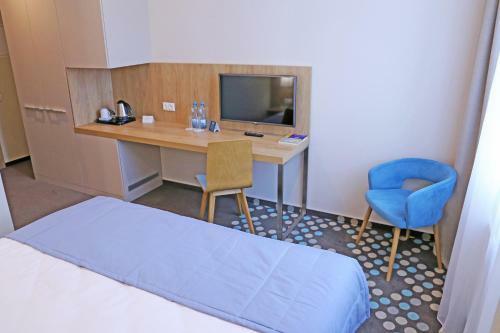 Europa Hotel And Apartment