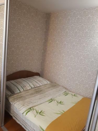 Apartment On Bolotnikova 13a