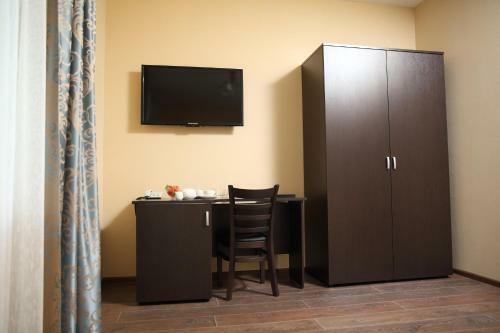 Hostal Atrium Guest House