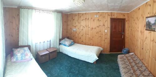 Hostal Guest House Yolochka