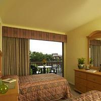 Hotel Park Shore Resort