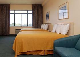 Hotel Quality Inn & Suites Golf Resort