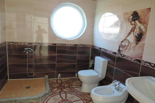 Hostal Guest House Faina